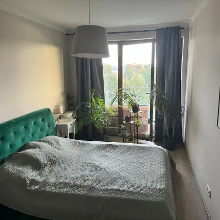 Spacious 60m2 By The River For Nomads Apartment